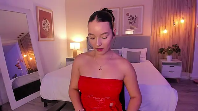 AuroraEvanss online show from 11/24/25, 09:04