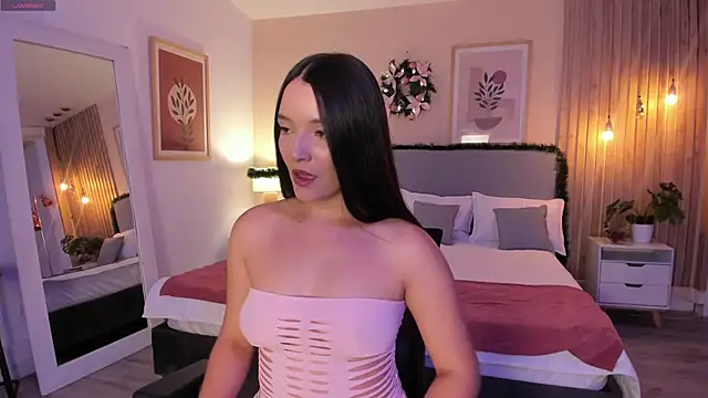 AuroraEvanss online show from 12/16/25, 09:19