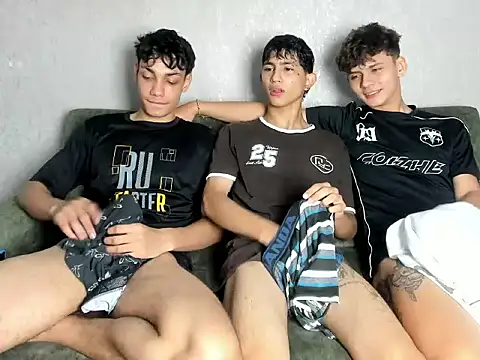 willy sexxx18 online show from 04/09/26, 02:23