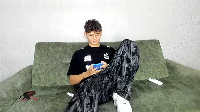 willy sexxx18 online show from 04/06/26, 07:48