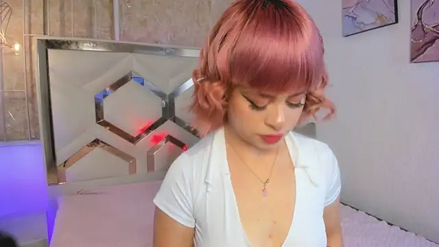 Venuss1  online show from 11/25/25, 06:36