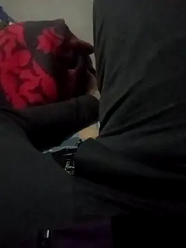 Snapshot of svvagesexyy chatting on 11/29/25, 09:37 svvagesexyy online show from 11/29/25, 09:37