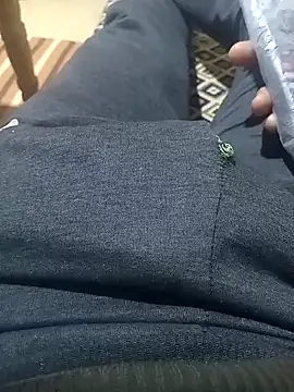 Snapshot of svvagesexyy chatting on 11/25/25, 07:47 svvagesexyy online show from 11/25/25, 07:47