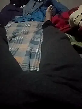 Snapshot of svvagesexyy chatting on 12/15/25, 08:14 svvagesexyy online show from 12/15/25, 08:14