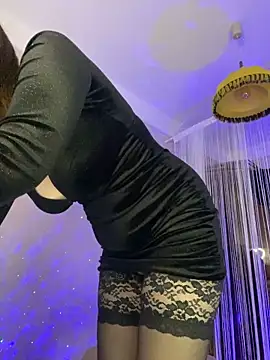 Snapshot of CrazyPinky chatting on 01/22/25, 03:41 CrazyPinky online show from 01/22/25, 03:41