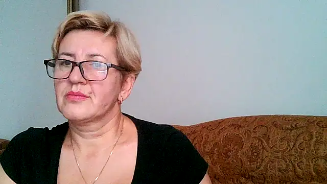 Dana4921 online show from 10/05/25, 03:36