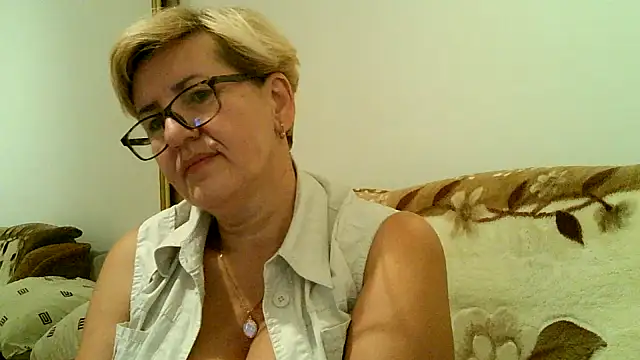 Dana4921 online show from 10/19/25, 03:48