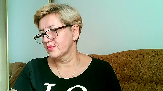 Dana4921 online show from 10/06/25, 02:29