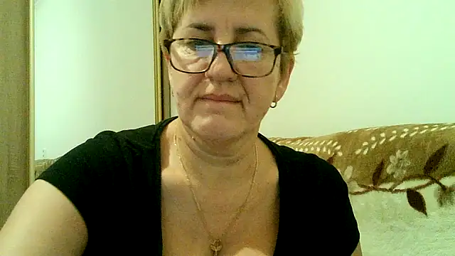 Dana4921 online show from 11/10/25, 06:35