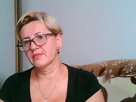 Dana4921 online show from 10/01/25, 02:10