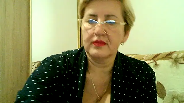 Dana4921 online show from 11/28/25, 05:24