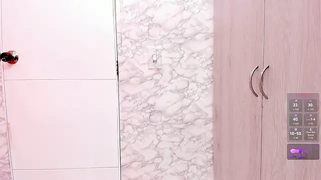 Snapshot of SASHA_BROWNIE__ chatting on 09/20/25, 08:14 SASHA BROWNIE online show from 09/20/25, 08:14