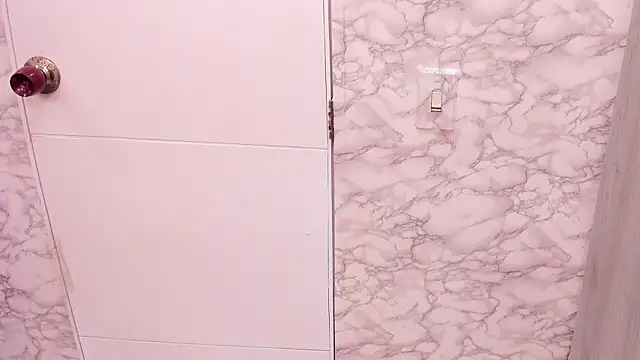 SASHA BROWNIE   online show from 03/30/26, 07:59