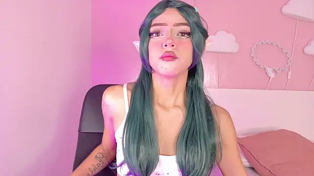 Taylorsmitth  online show from 11/08/25, 11:36