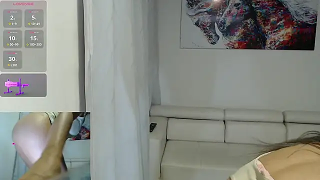 Snapshot of Tinymilf_ chatting on 06/21/26, 07:47 Tinymilf online show from 06/21/26, 07:47