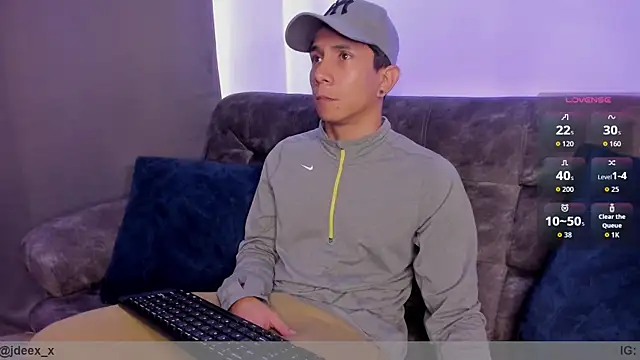 j deex online show from 11/21/25, 04:50