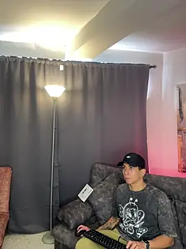 j deex online show from 10/13/25, 03:35