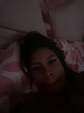 MarianaaSantos online show from 04/04/26, 06:14