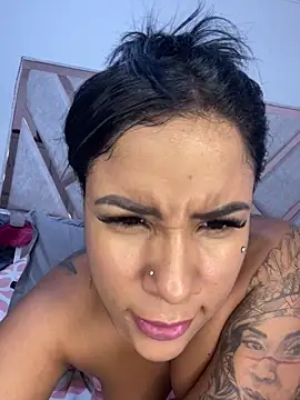 MarianaaSantos online show from 04/05/26, 06:20