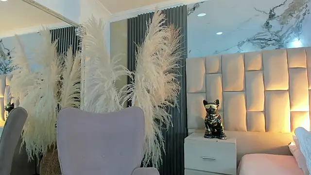 cloesummerr  online show from 02/09/26, 01:09