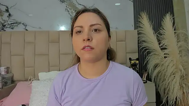 cloesummerr  online show from 03/05/26, 01:30