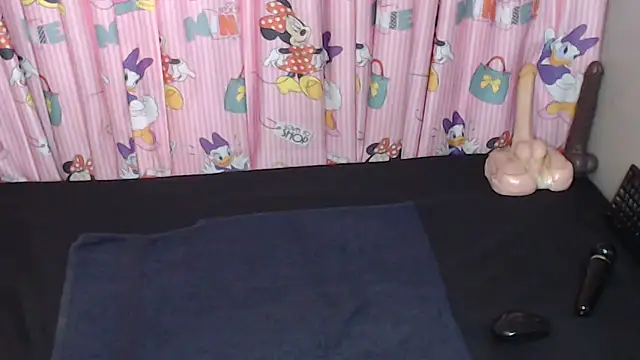 Snapshot of TrishahXo chatting on 06/11/26, 06:32 TrishahXo online show from 06/11/26, 06:32
