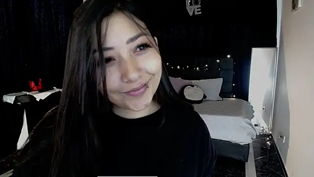 Snapshot of Mia_1120 chatting on 09/10/25, 04:39 Mia 1120 online show from 09/10/25, 04:39
