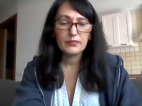 Elena48324 online show from 03/04/26, 12:35