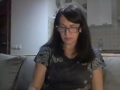 Snapshot of Elena48324 chatting on 06/24/26, 05:11 Elena48324 online show from 06/24/26, 05:11