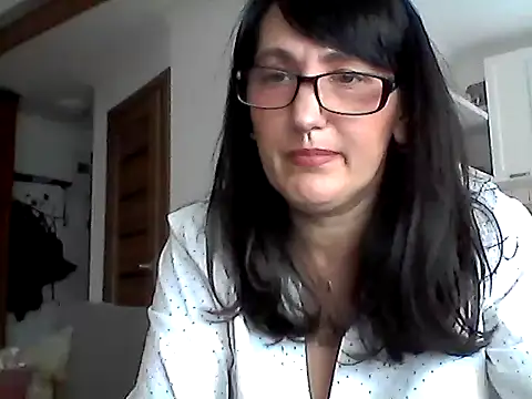 Snapshot of Elena48324 chatting on 05/09/26, 01:03 Elena48324 online show from 05/09/26, 01:03