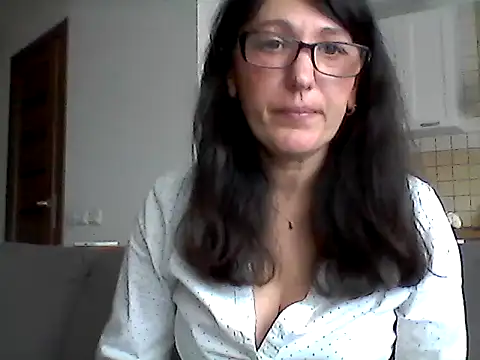 Snapshot of Elena48324 chatting on 06/01/26, 09:53 Elena48324 online show from 06/01/26, 09:53