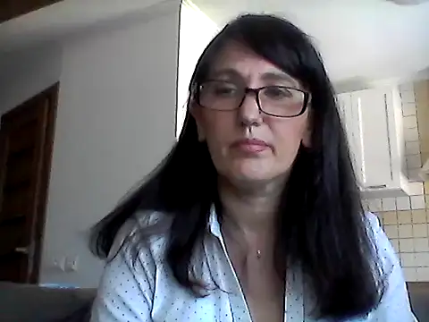 Snapshot of Elena48324 chatting on 05/05/26, 10:07 Elena48324 online show from 05/05/26, 10:07