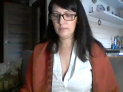 Elena48324 online show from 02/05/26, 12:23