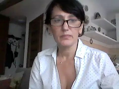 Elena48324 online show from 12/05/25, 12:15