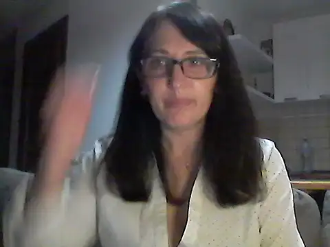 Snapshot of Elena48324 chatting on 05/07/26, 06:00 Elena48324 online show from 05/07/26, 06:00