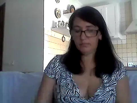 Snapshot of Elena48324 chatting on 06/29/26, 09:16 Elena48324 online show from 06/29/26, 09:16