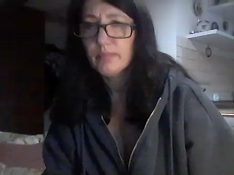 Elena48324 online show from 12/21/25, 11:12