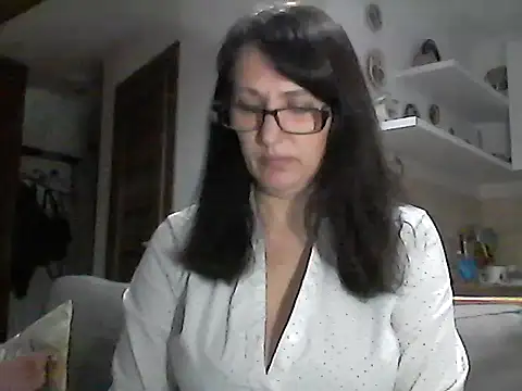 Elena48324 online show from 04/08/26, 05:14