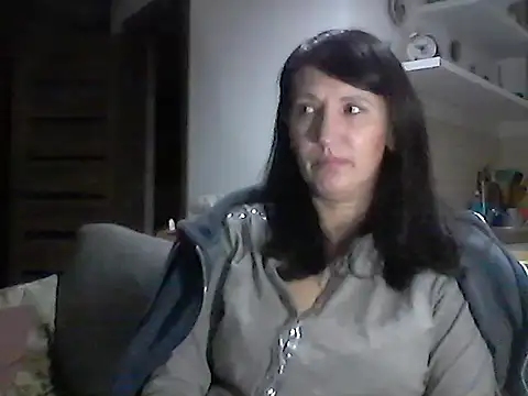 Elena48324 online show from 02/04/26, 06:47