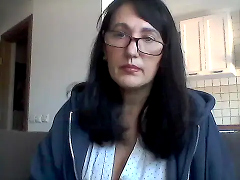 Elena48324 online show from 03/06/26, 11:27