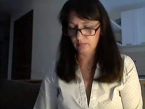 Elena48324 online show from 10/05/25, 01:46