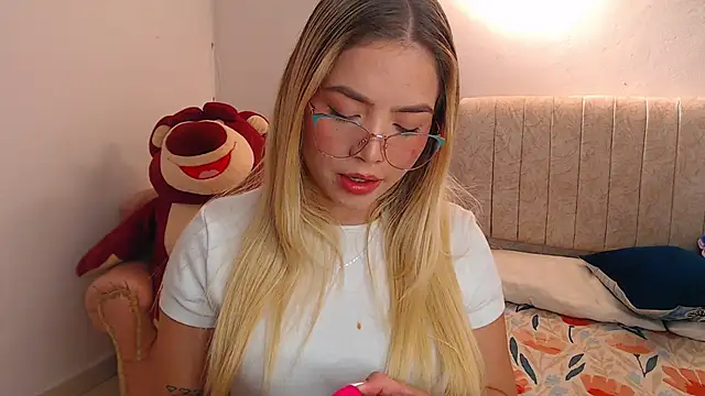 Snapshot of _Tiffany1 chatting on 02/28/26, 01:38 Tiffany1 online show from 02/28/26, 01:38