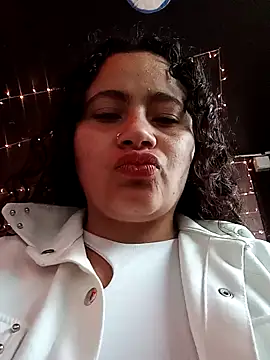 Yaya watson online show from 10/11/25, 08:21