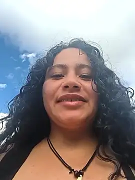 Snapshot of Yaya_watson chatting on 06/01/26, 08:19 Yaya watson online show from 06/01/26, 08:19