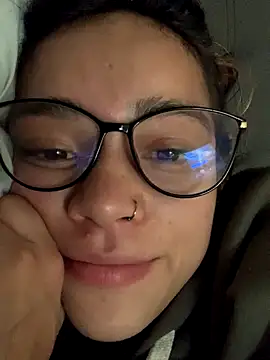 Snapshot of Dafne_Mel chatting on 09/20/25, 06:13 Dafne Mel online show from 09/20/25, 06:13