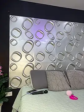 Skylar Smith  online show from 02/05/26, 11:50