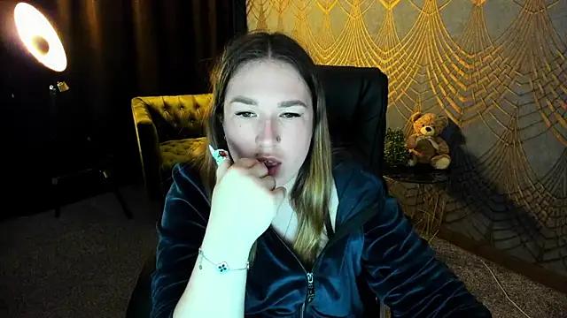 Sofii darling online show from 04/19/26, 06:10