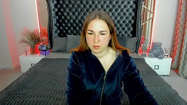 Sofii darling online show from 04/30/26, 04:36