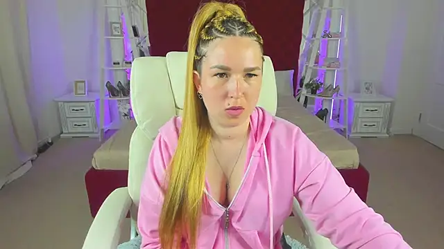 Sofii darling online show from 03/30/26, 04:30