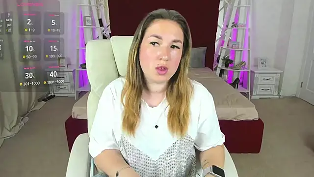 Snapshot of Sofii_darling chatting on 06/02/26, 04:18 Sofii darling online show from 06/02/26, 04:18